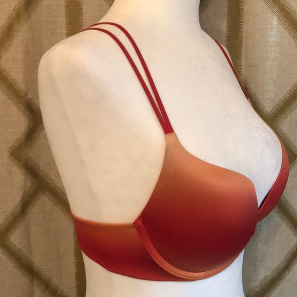 Victoria’s Secret Bra - Picture 2 of 7